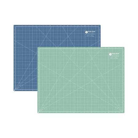 Lori Holt Cute Cutting Mat 18 x 24