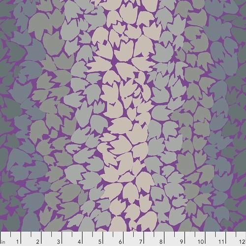 Kaffe Fassett - Ombre Leaves - Grey - PWGP174.GREY